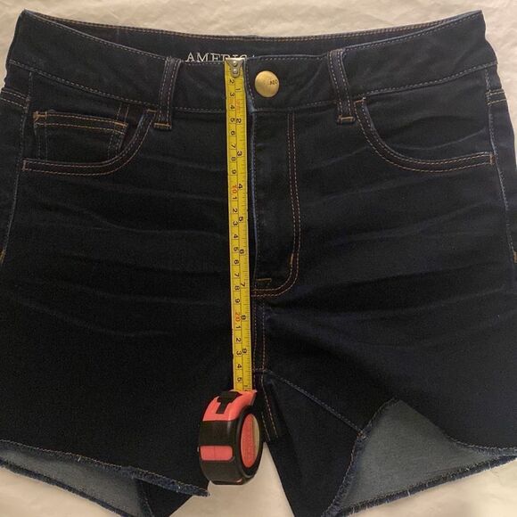 American Eagle Outfitters Womens Dark Rinse Hi Rise Denim Short Size 10 EUC - Picture 8 of 8